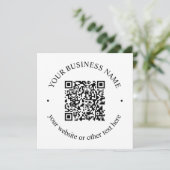 Uw geüploade QR-code plus bewerkbare circulaire te Bedankkaart (Staand voorkant)