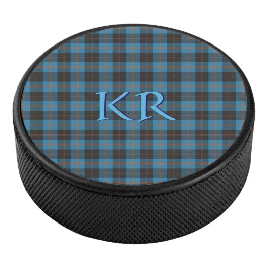Uw initialen op Angus District Ancient tartan Hockey Puck (3/4)