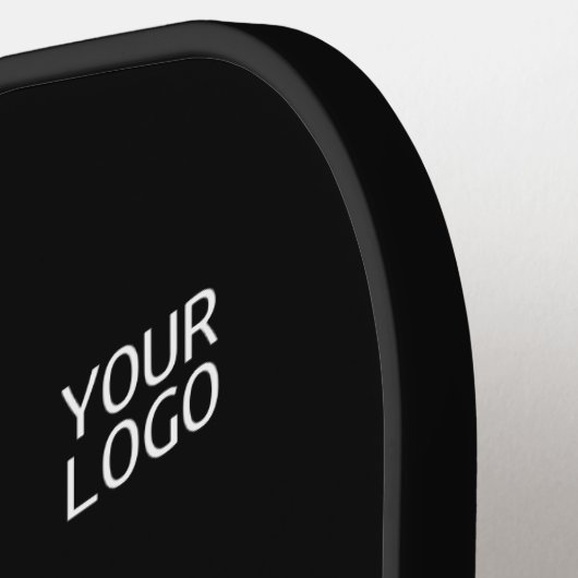 Uw Logo eenvoudige herhalende Logo | Zwart Pickleball Paddle (Links Detail)