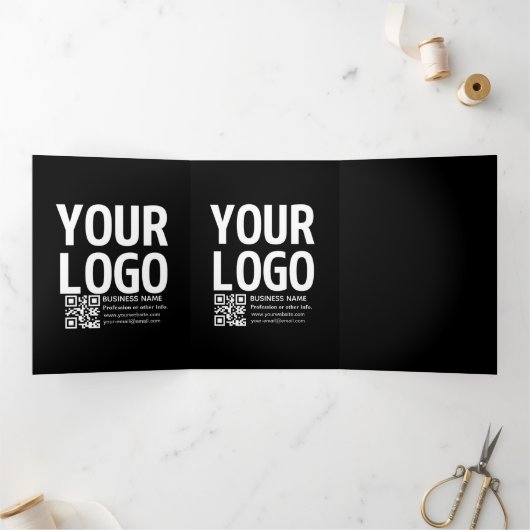 Uw logo met bewerkbare QR-code en tekst Drieluik Programma (Binnen)