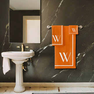 Uw monogram in de verbrande oranje doekset bad handdoek