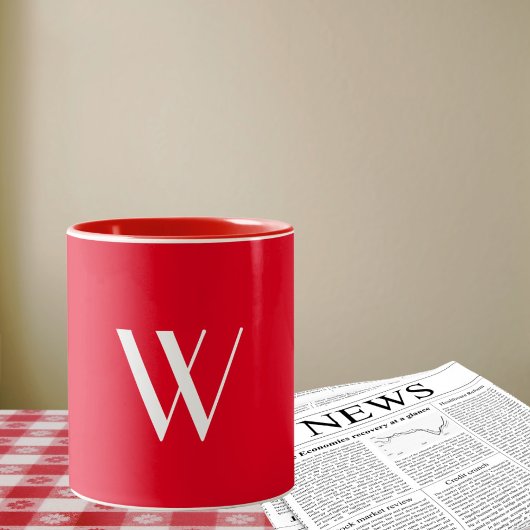 Uw monogram in rood en wit tweekleurige koffiemok