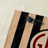 Uw monogram op zwarte & Tan Cabana strepen Strandlaken (In situ)