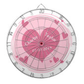 Uw namen en datum in een aangepaste ontwerpkaart v dartbord (Voorkant)
