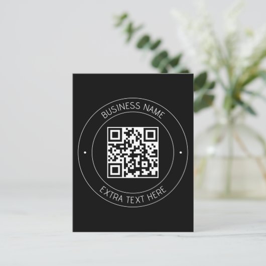 Uw QR-code & bewerkbare tekst | Zwart-wit Briefkaart (Staand voorkant)