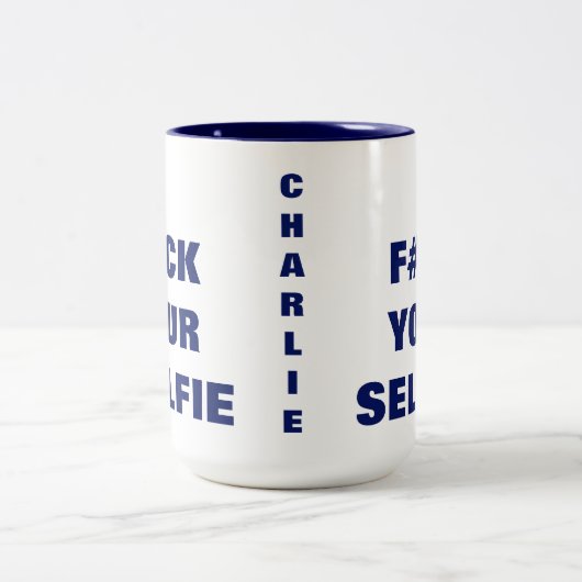 UW SELFIE aangepaste monogram-mokken Tweekleurige Koffiemok (Center)