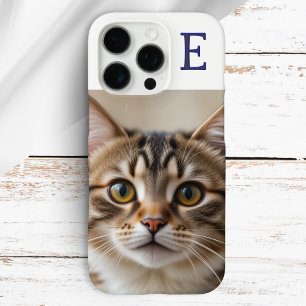 Uw stijlvolle kattenfoto met monogram iPhone 16 pro hoesje