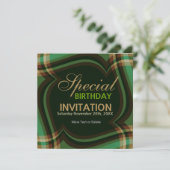 v2. Groene Gouden Tartan Vierkant Uitnodiging (Staand voorkant)