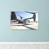 V-22 Osprey tiltrotor vliegtuig 2 Canvas Afdruk (Insitu (Houten vloer))