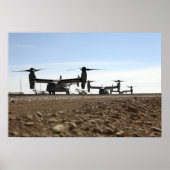 V-22 Osprey tiltrotor vliegtuig Poster (Voorkant)