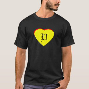 "V" Hart Geel Rood Bruiloftsuitnodiging Het MUSEUM T-shirt