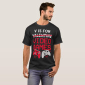 V is voor videogames Funny Valentijnse gamer Boy T-shirt (Voorkant volledig)