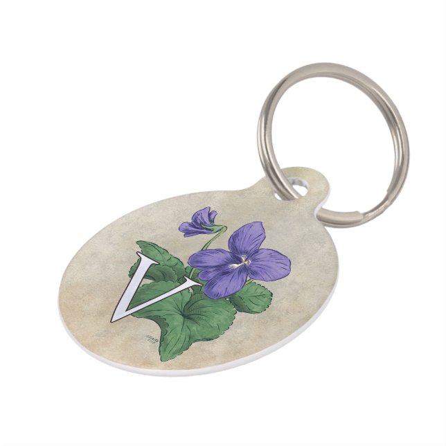 V voor Violet Flower Alphabet Monogram Huisdierpenning (Zijkant)