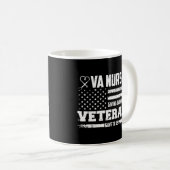 VA Zuster geeft terug wat onze veteranen ons hebbe Koffiemok (Voorkant rechts)