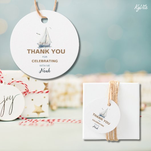 Vaar over zeilboot Circle Favor Dank u Label