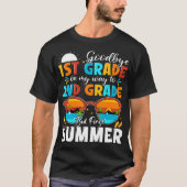 Vaarwel 1e klas Afstuderen Hallo naar 2e klas T-shirt (Voorkant)