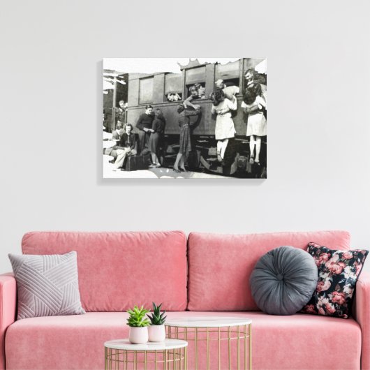 Vaarwel Kiss | Canvas Afdruk (Insitu (Woonkamer))