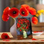 Vaas met rode papavers | Vincent Van Gogh Briefkaart<br><div class="desc">Vase met Rode Poppies door de Nederlandse kunstenaar Vincent Van Gogh. Origineel kunstschilderij is een olie op doek die een stilstaand leven van heldere rode bloemen weergeeft. Gebruik de ontwerphulpmiddelen om douanetekst toe te voegen of het afbeelding te personaliseren.</div>