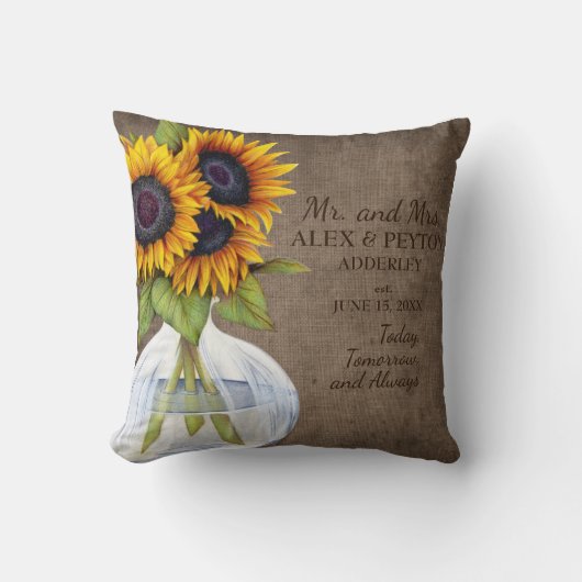 Vaas met ruwe zonnebloemen Huwelijksdatum Burlap Kussen (Voorkant)