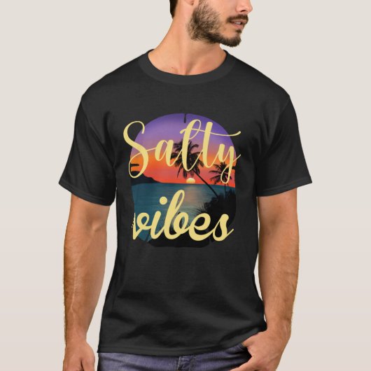 Vacation Salty Vibes Relaxing Beach Sunset For Sum T-shirt (Voorkant)