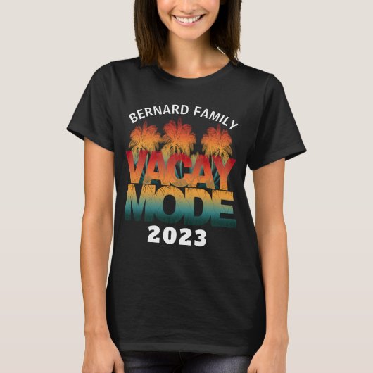 VACAY MODE FAMILIE VACATION T-SHIRT (Voorkant)