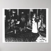 Vacuümreiniger op het werk poster (Voorkant)