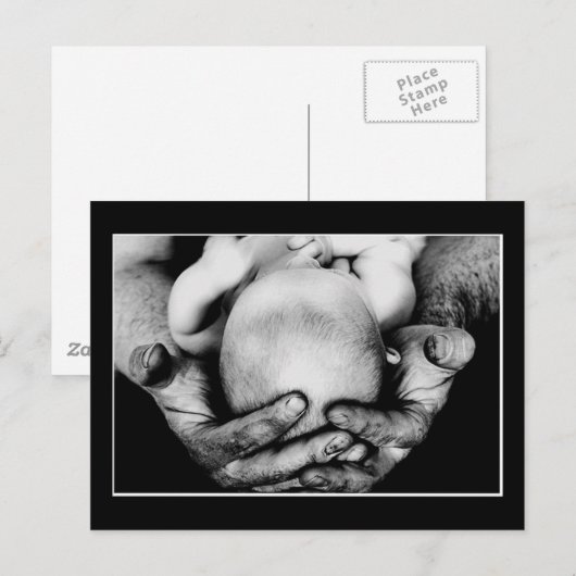 Vader beschermt handen briefkaart (Voorkant / Achterkant)