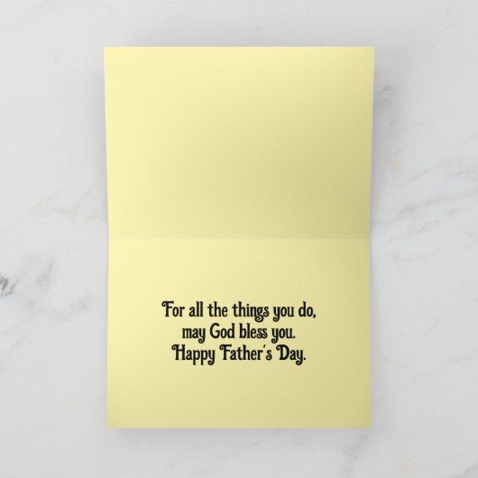 Vader en kind lopen samen wenskaart kaart (Binnen)