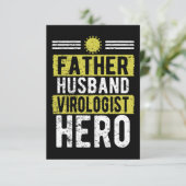 Vader Husband Viroloog Hero Vaderdag Bedankkaart (Staand voorkant)