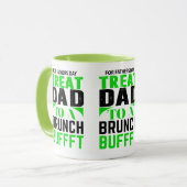 Vader trakteren op een brunchbuffet Vaderdag mok (Voorkant links)