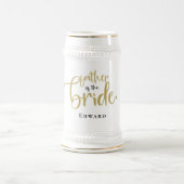 Vader van de bruid Gift Naam Zwart Goud Typografie Bierpul (Center)