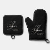Vader Van De Bruidegom Grijs Monogram Wit Letterty Ovenwant & Pannenlap Set (Voorkant)