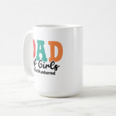 Vader van de meisjes: #Outnumed Koffiemok (Voorkant links)