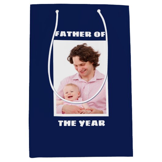 Vader van het Jaar Aangepaste Foto Papa Medium Cadeauzakje (Voorkant)