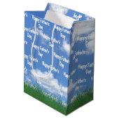 Vaderdag golfzak in gras medium cadeauzakje (Achterkant Gekanteld)