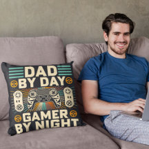 Vaderdag Pap overdag Gamer bij nacht