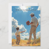 Vaderdag vader en zoon spelen honkbal (Voorkant)