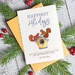 Vakantie Eekhoorns Foto Collage Kerst Kaart<br><div class="desc">Deze schattige vakantieeekhoorns fotocollage kerstkaart is de perfecte manier om de hoogtepunten van uw jaar te delen en dit kerstseizoen vreugde te verspreiden. Deze kaart is voorzien van een hartverwarmende waterverf van twee schattige eekhoorns op een feestelijk vogelhuisje, het zetten van de vrolijke toon. De gewaagde tekst "Happiest Feestdagen" voegt...</div>