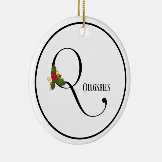Vakantie Holly Monogram Letter Q gepersonaliseerd Keramisch Ornament (Rechts)