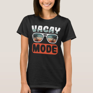 Vakantie modus Zomer Cruise Getaway Beach Fan Sung T-shirt
