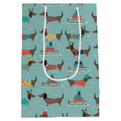 Vakantie teckels met geschenken en sleeën patroon medium cadeauzakje (Achterkant)