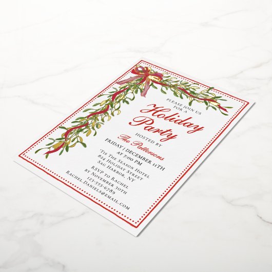Vakantiefeest Mistletoe Bow Modern Kerstfeest Folie Uitnodiging (Gedraaid)