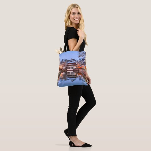 Vakantietas Straatsburg Tote Bag (Op model)
