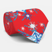 Vakantige rode en blauwe sneeuwvlokken en sterren stropdas (Opgerold)