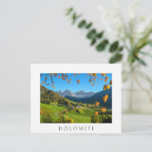 Val di Funes valley met witte herfstbladeren Briefkaart (Staand voorkant)