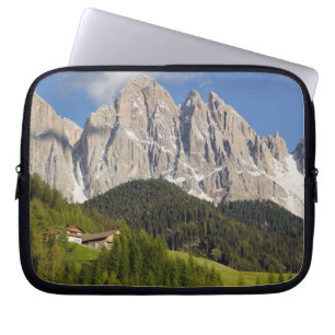 Val di Funes, Villnösstal, Dolomieten, Italië Laptop Sleeve
