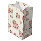 Valentijn Ivoor Retro Harten Patroon Medium Cadeauzakje (Voorkant Gekanteld)