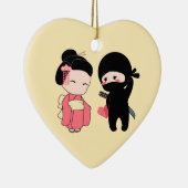Valentijn Ninja en Geisha op Geel Keramisch Ornament (Rechts)