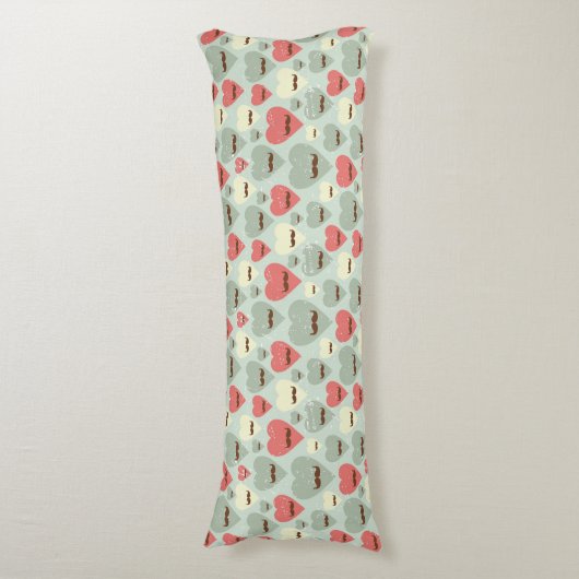 Valentijn patroon met hart en snor lichaamskussen (Voorkant Verticaal)