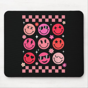 Valentijn Retro Groovy Roze Gelukkig Gezicht Muismat